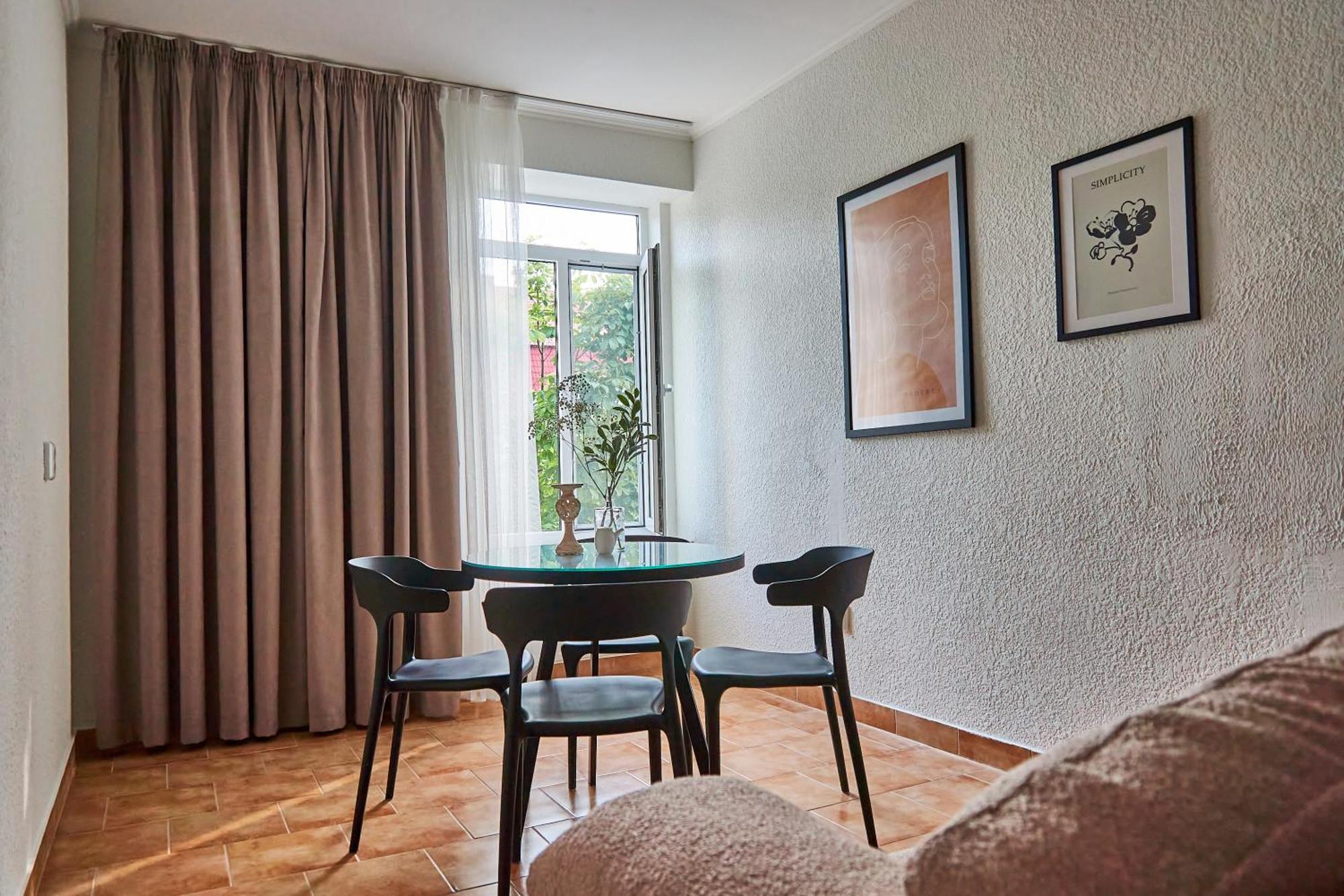 מוקצ'בה Best Apartments On Kyryla & Mefodia מראה חיצוני תמונה