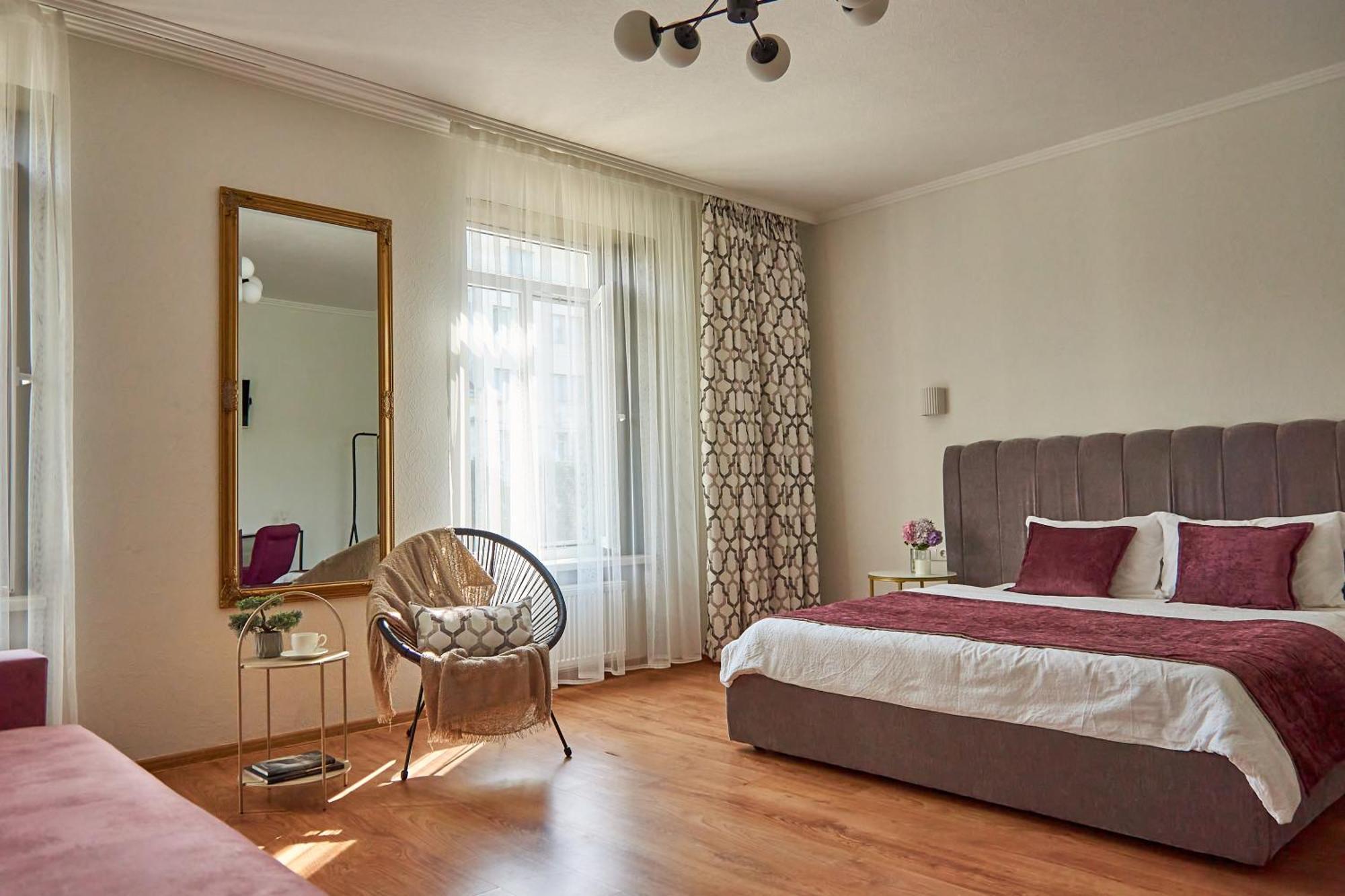 מוקצ'בה Best Apartments On Kyryla & Mefodia מראה חיצוני תמונה